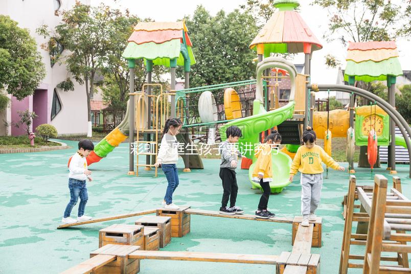 彩虹家庭生孩子要講究方法，不同基因組合將影響寶寶膚色